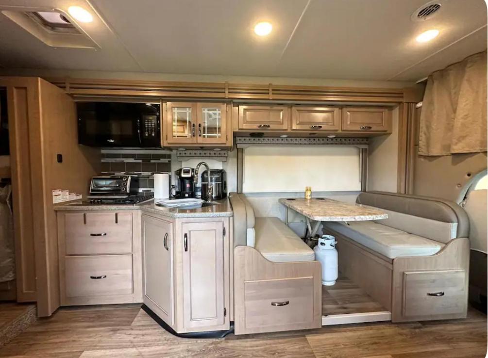 Private Cozy R/V , For Your Enjoyment Tamiami Εξωτερικό φωτογραφία